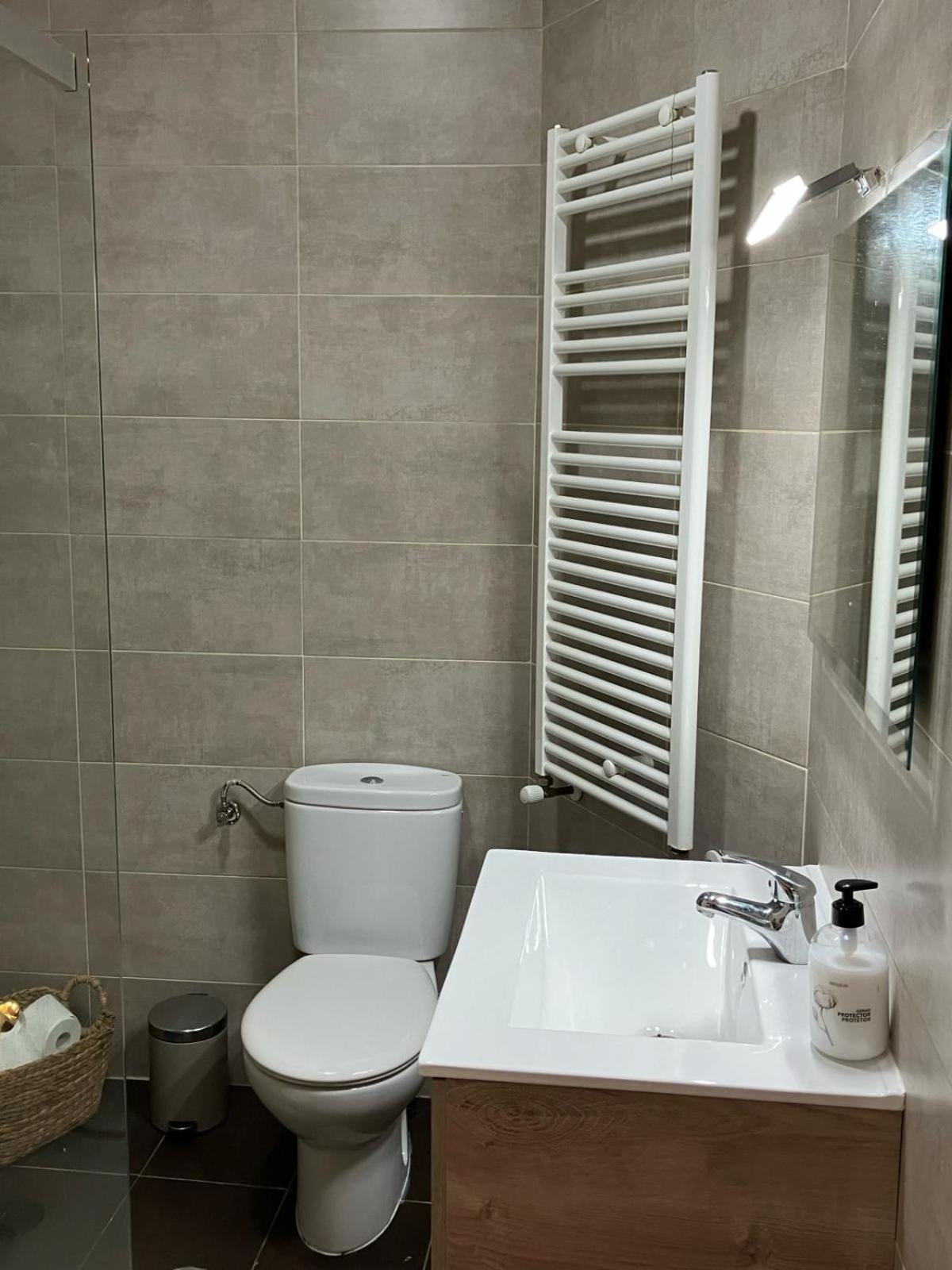 Vivienda Estacion Apartment Ourense Exterior foto